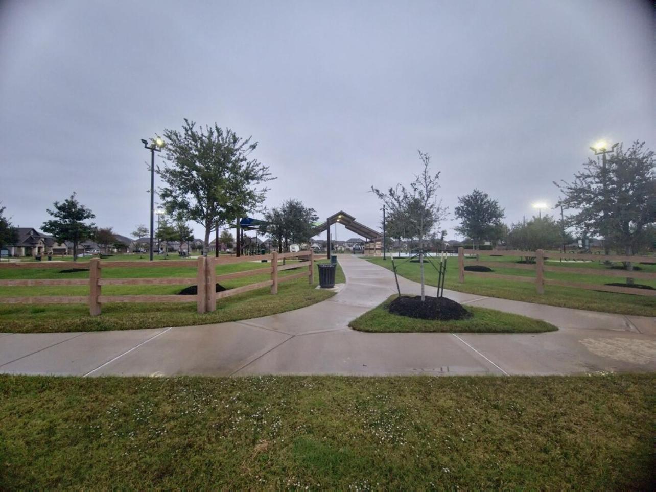 Serenity In Suburbia - Katy Tx Villa Exterior photo